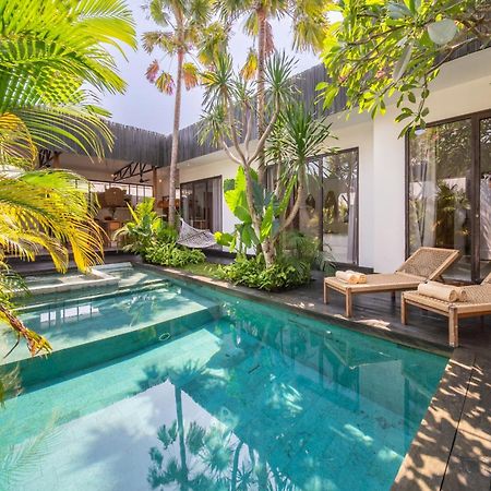 Villa Yogi Surf 2 Canggu Luaran gambar