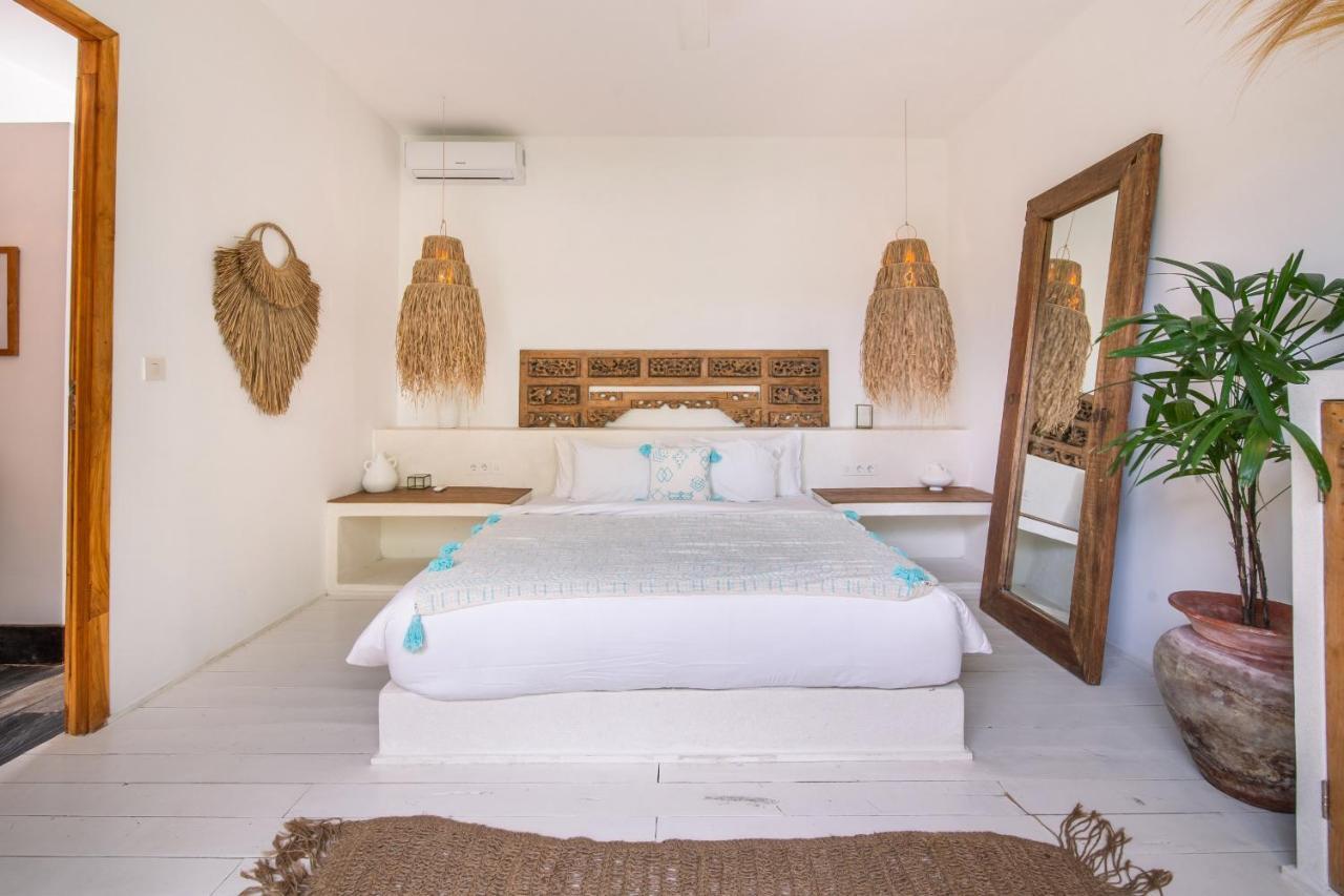 Villa Yogi Surf 2 Canggu Luaran gambar